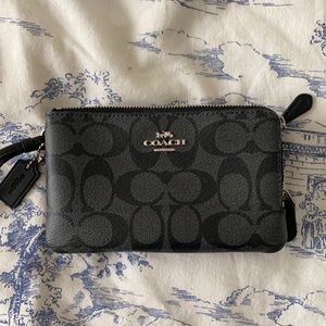 Coach wallet clutch